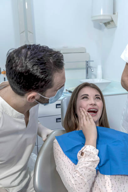 Best Emergency Dental Care for Broken or Chipped Teeth in Arapahoe, WY